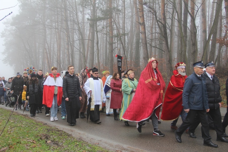 Orszak w Nowej Jastrząbce