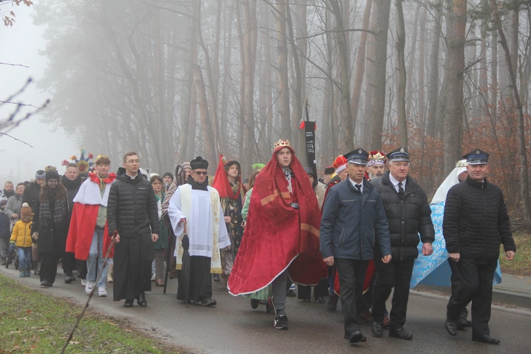 Orszak w Nowej Jastrząbce