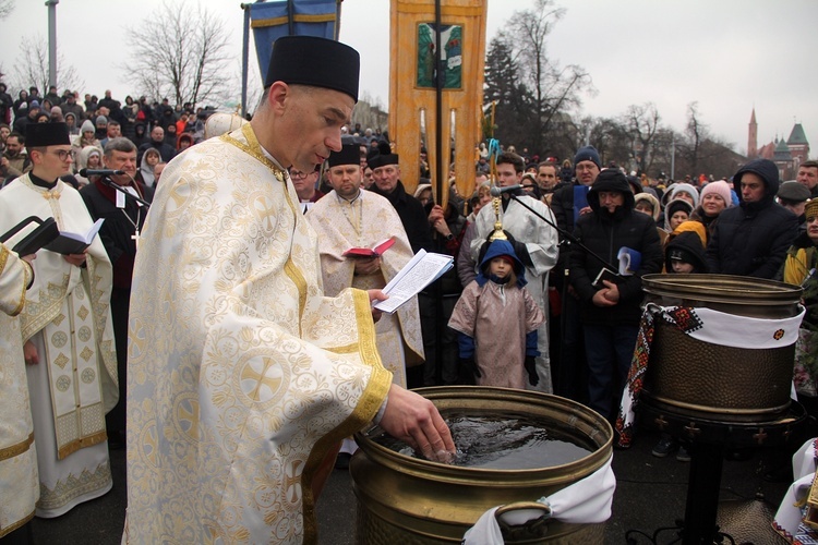 Święto Jordanu u grekokatolików - ekumeniczna ceremonia nad Odrą