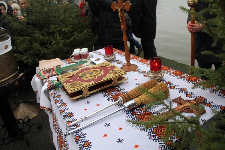 Święto Jordanu u grekokatolików - ekumeniczna ceremonia nad Odrą