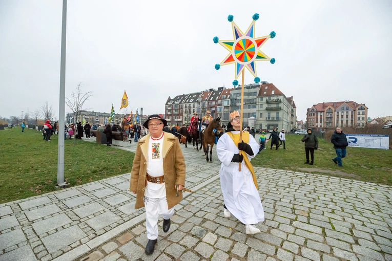 Trzej Królowie na ulicach Głogowa