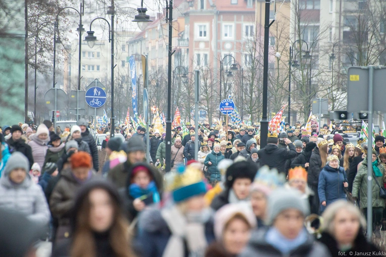 Trzej Królowie na ulicach Głogowa