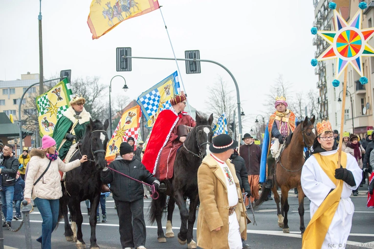 Trzej Królowie na ulicach Głogowa