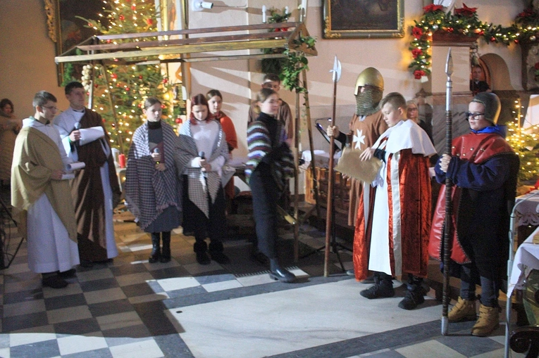 Misterium i Orszak Trzech Króli w Białej