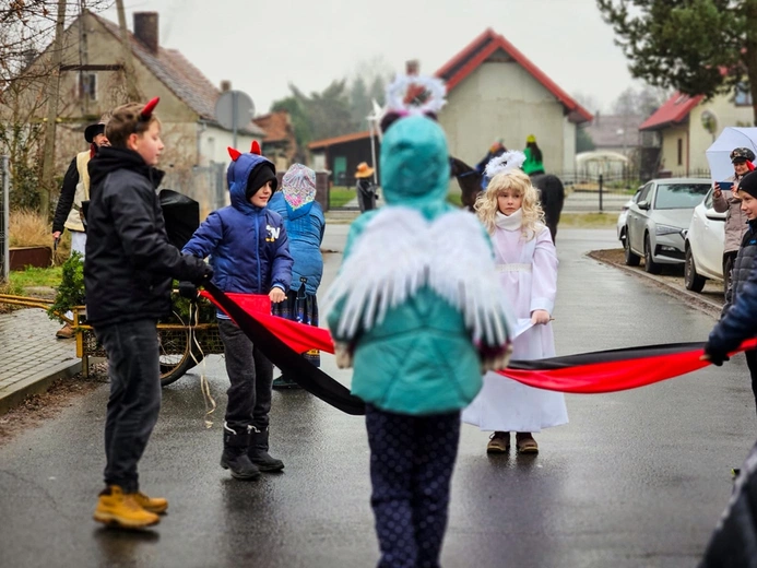 Orszak Trzech Króli w Mrozowie 2024