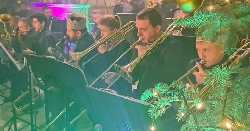 Kolędy z orkiestrami 