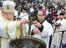 	To szczególna chwila dla katolików obrządku wschodniego.  W stolicy Dolnego Śląską świętują ją także inni chrześcijanie.
