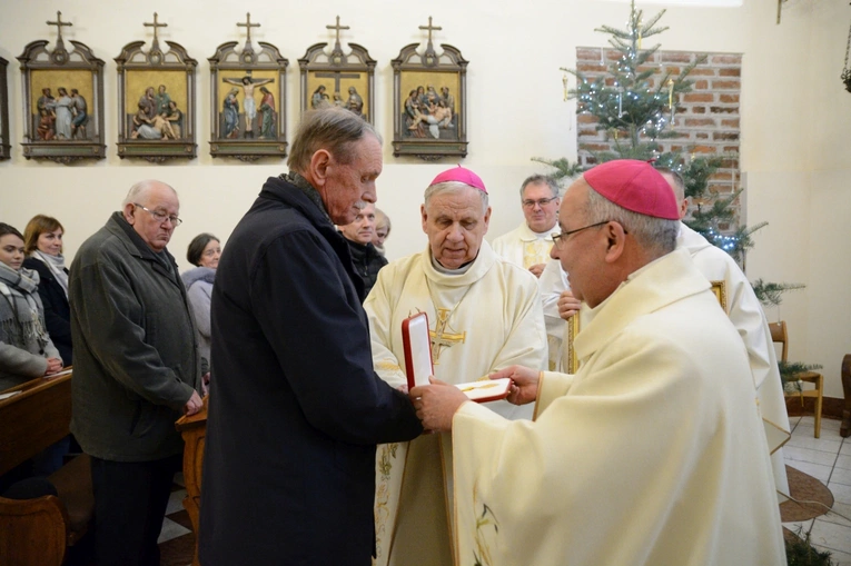 Czesław Śnigórski uhonorowany krzyżem "Pro Ecclesia et Pontifice"