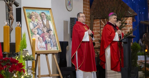 Rozpoczęcie peregrynacji relikwii Ulmów