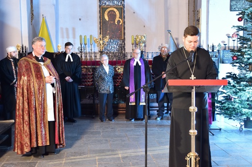 Modlitwa międzyreligijna w bazylice Mariackiej w Gdańsku