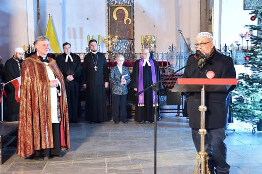 Modlitwa międzyreligijna w bazylice Mariackiej w Gdańsku