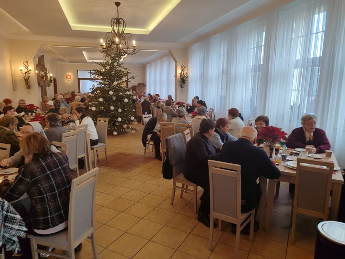 Kolędowali z klerykami