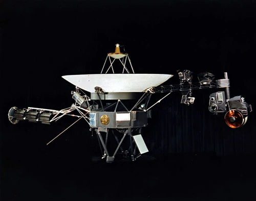 Voyager stracił kontakt z Ziemią - wysyła "cyfrowy bełkot"