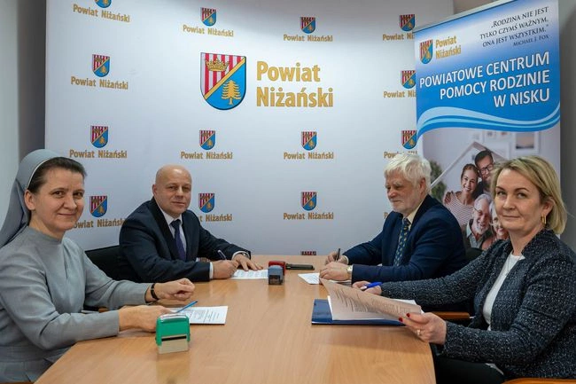 Nisko-Rudnik nad Sanem. Siostry poprowadzą dom