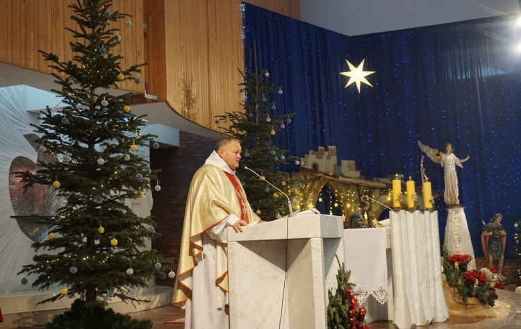 Eucharystia przy stajence betlejemkiej