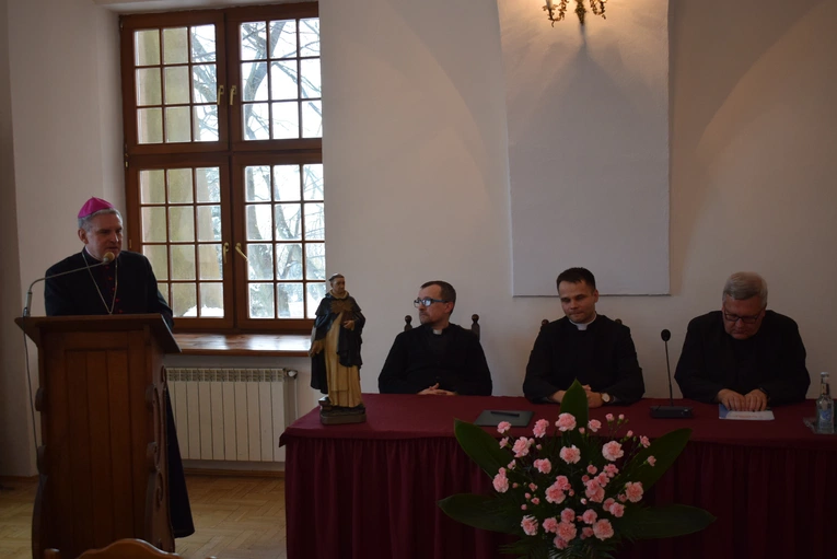 Akademia tomaszowa w Sandomierzu