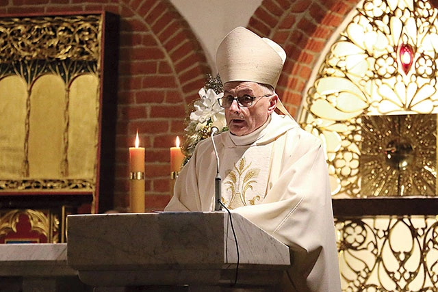 Uroczystościom przewodniczył i homilię wygłosił biskup Jacek Jezierski.