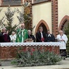 Nabożeństwo zakończyło się błogosławieństwem udzielonym wspólnie przez obecnych w kościele duchownych różnych wyznań.