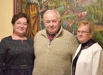 	Członkowie Parafialnego Klubu Seniora. 