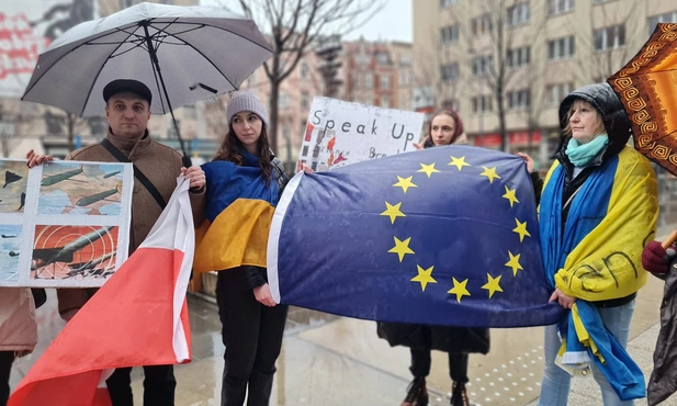Katowice. Manifestacja społeczności ukraińskiej