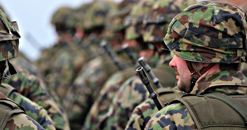 Serbski minister obrony: będziemy przekonywać prezydenta do przywrócenia obowiązkowej służby wojskowej