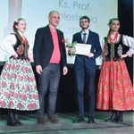 Nagroda im. ks. prof. Kumora