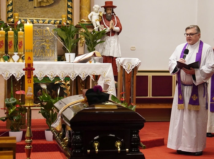 Uroczystości pogrzebowe śp. ks. prof. Wiesława Wenza