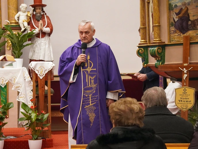 Uroczystości pogrzebowe śp. ks. prof. Wiesława Wenza