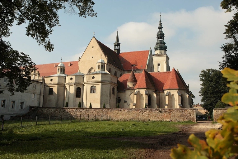 Henrykowskie opactwo na liście pomników historii?