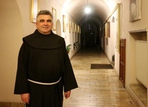 Ojciec Juniper Ostrowski OFM, gwardian klasztoru bernardynów w Radomiu, referent ds. życia konsekrowanego diecezji radomskiej, zaprasza w tym roku do Mariówki.