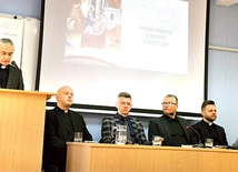 	Obrady odbywały się pod hasłem „Co dalej z ekumenią? Problemy i nadzieje”.