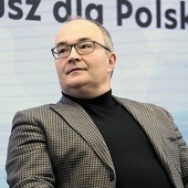 Krzysztof Rak doktor historii, dyrektor zarządzający Fundacji Współpracy Polsko- -Niemieckiej. Publikuje w prasie polskiej i niemieckiej. Jest autorem m.in. głośnych książek na temat relacji polsko--niemieckich: „Polska – niespełniony sojusznik Hitlera” oraz „Piłsudski: między Stalinem a Hitlerem”. 