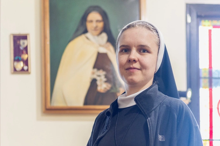 Terezjanka przepis na szczęśliwe życie czerpie z duchowości świętej z Lisieux.
