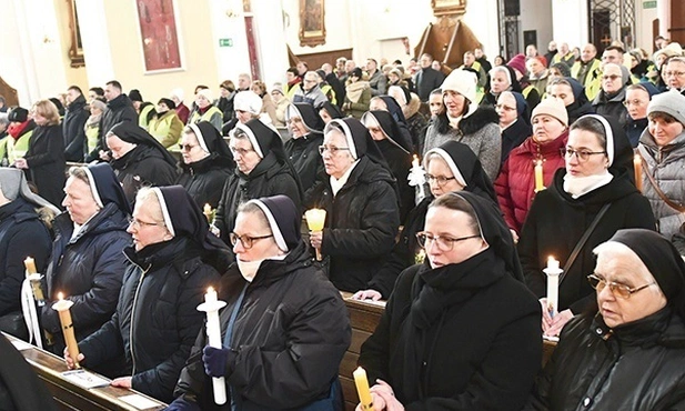 Pomódlmy się za osoby konsekrowane