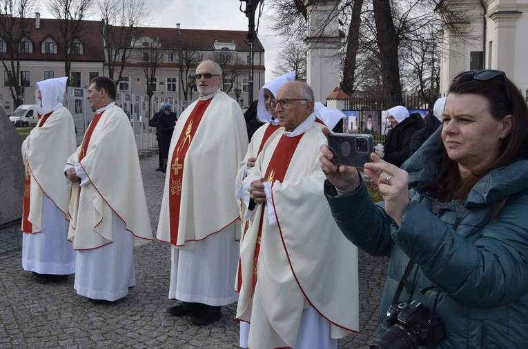 Dzień Życia Konsekrowanego