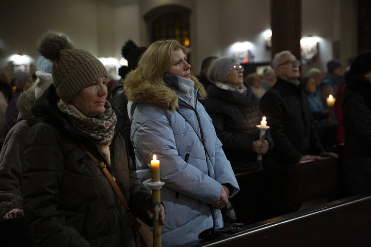 Rozpoczęcie peregrynacji obrazów Skrzatuskiej Pani i św. Józefa