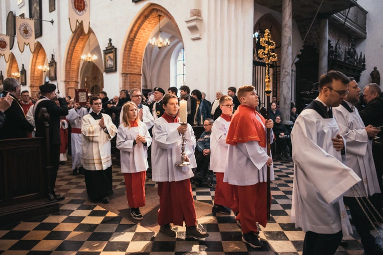 Rozpoczęcie peregrynacji relikwii bł. rodziny Ulmów