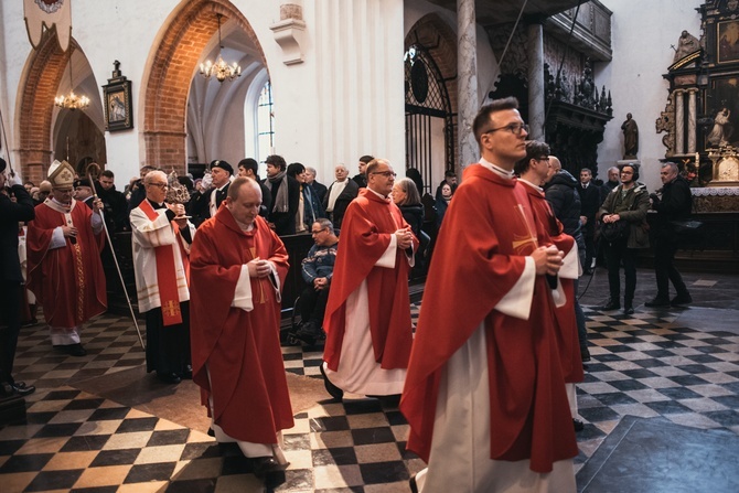 Rozpoczęcie peregrynacji relikwii bł. rodziny Ulmów