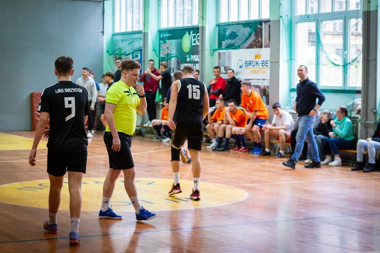 Tarnów-Południe. Dekanalne rozgrywki LSO w piłce nożnej