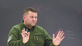 Głównodowodzący ukraińskiej armii  gen. Waleryj Załużny  jest uznawany za autora sukcesów Ukrainy na froncie, takich  jak odbicie we wrześniu 2022 roku z rąk Rosjan Charkowa. 
