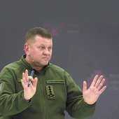 Głównodowodzący ukraińskiej armii  gen. Waleryj Załużny  jest uznawany za autora sukcesów Ukrainy na froncie, takich  jak odbicie we wrześniu 2022 roku z rąk Rosjan Charkowa. 
