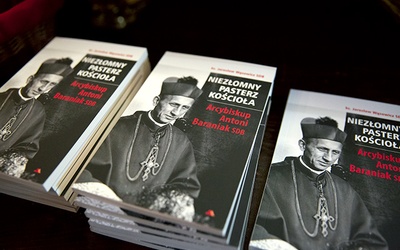 	W Drawsku Pomorskim postać arcybiskupa przybliżały kazania oraz jedna z publikacji ks. Jarosława Wąsowicza.