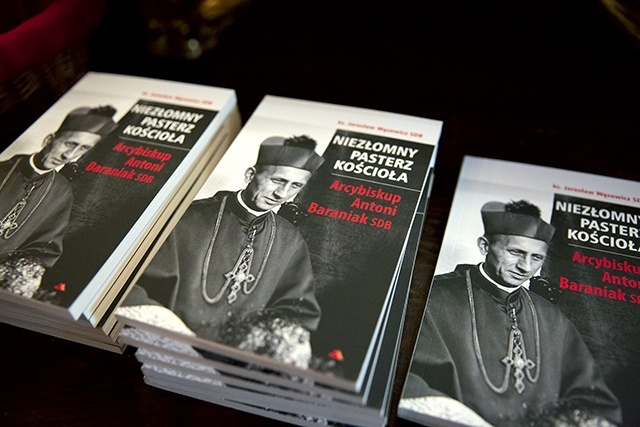 	W Drawsku Pomorskim postać arcybiskupa przybliżały kazania oraz jedna z publikacji ks. Jarosława Wąsowicza.