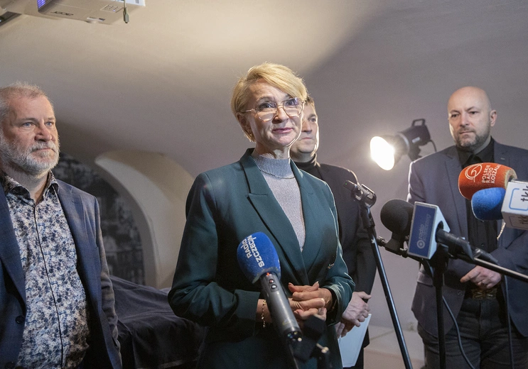 Prezentacja kopii gockiego naszyjnika