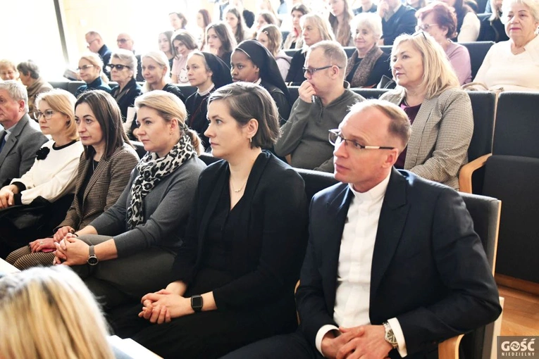 Prezentacja orędzia na Światowy Dzień Chorego i debata o zdrowiu psychicznym