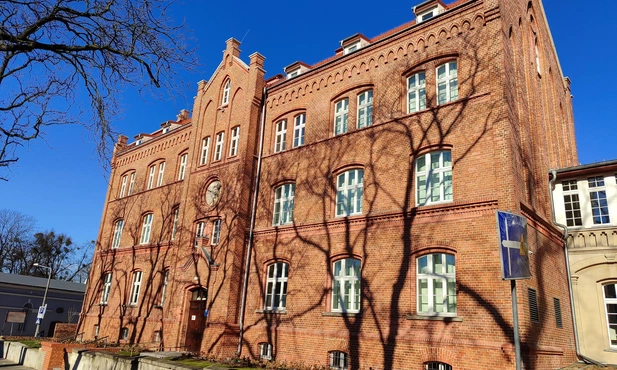 Rybnik. Były szpital, a dziś Edukatorium Juliusz 