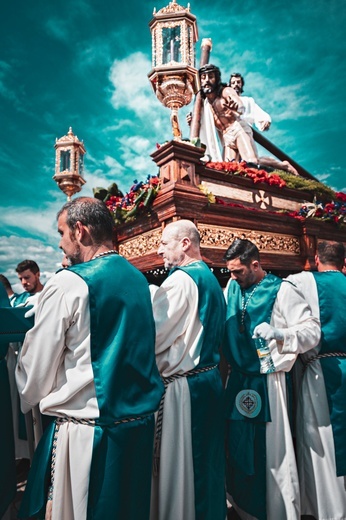 Procesja Semana Santa (Wielkiego Tygodnia) w kastylijskim mieście Merida.