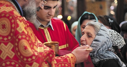 	Podczas Wielkiego Postu Msze w cerkwiach prawosławnych odbywają się tylko w soboty i niedziele.