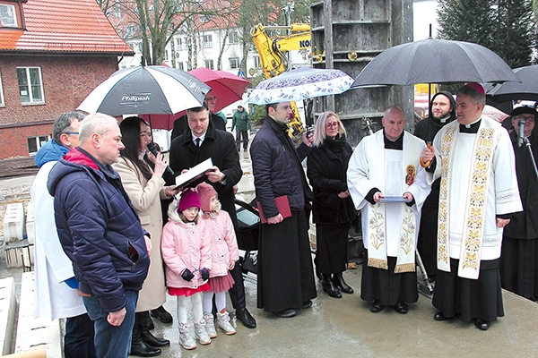 W inicjatywę zaangażowali się parafianie.