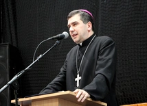 Bp Wojciech Osial o katechezie